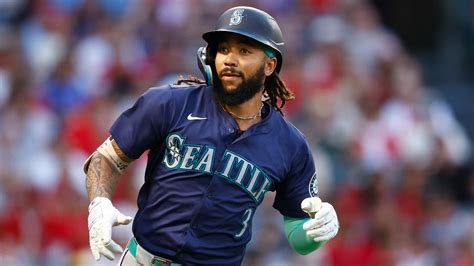 Mariners reinstate J.P. Crawford from injured list, option Dominic .